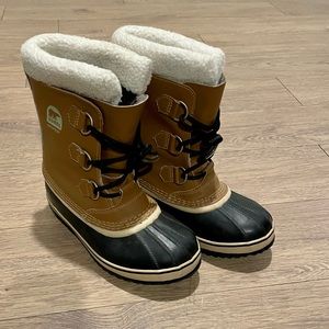 Sorel classic waterproof winter boots